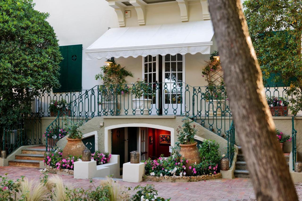 Hotel Club I Pini - Residenza D'Epoca In Versilia 리도디캄파이오레 외부 사진