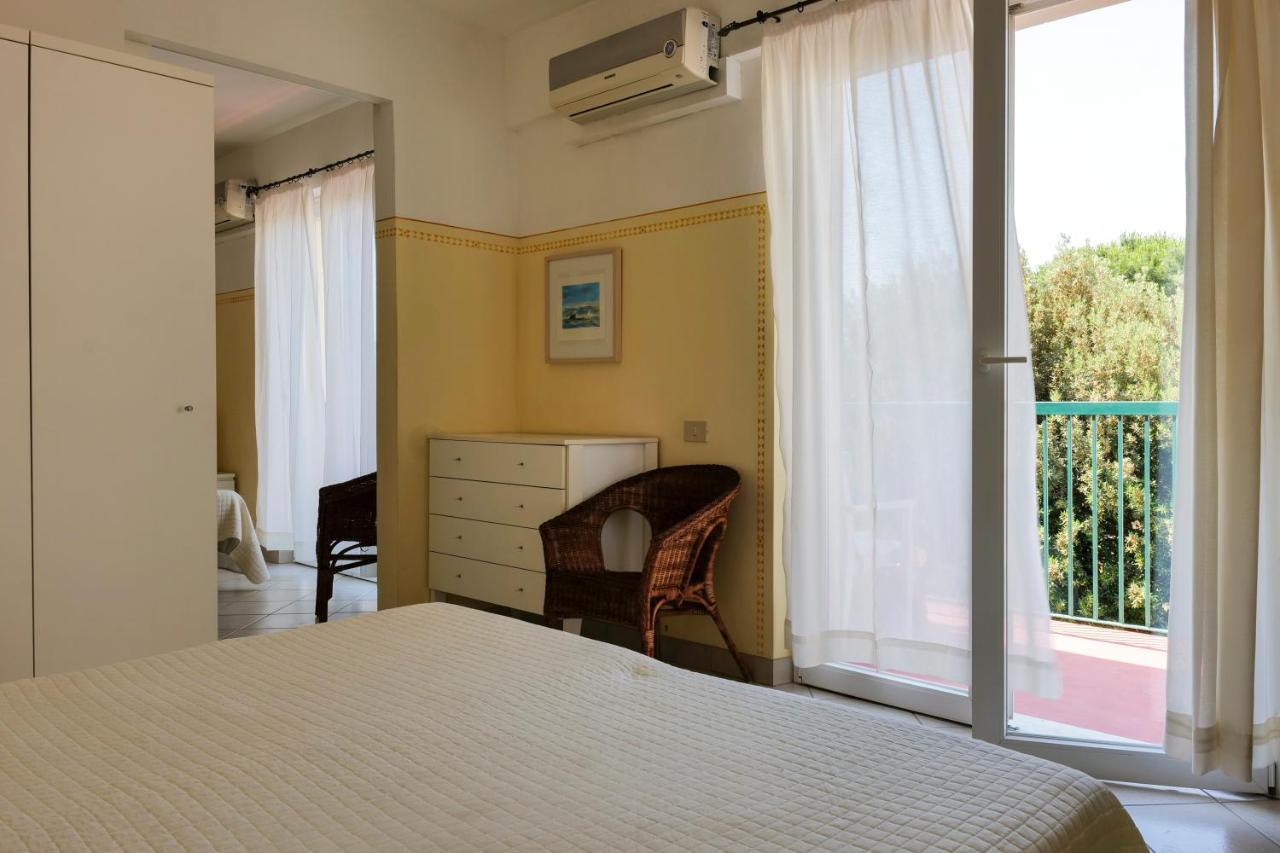 Hotel Club I Pini - Residenza D'Epoca In Versilia 리도디캄파이오레 외부 사진
